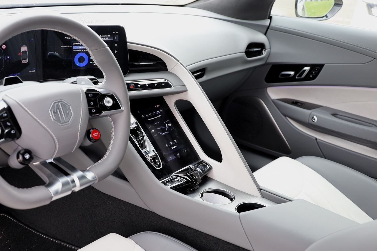 Cyberster 77kWh 4WD LUX+Black Convertible 
