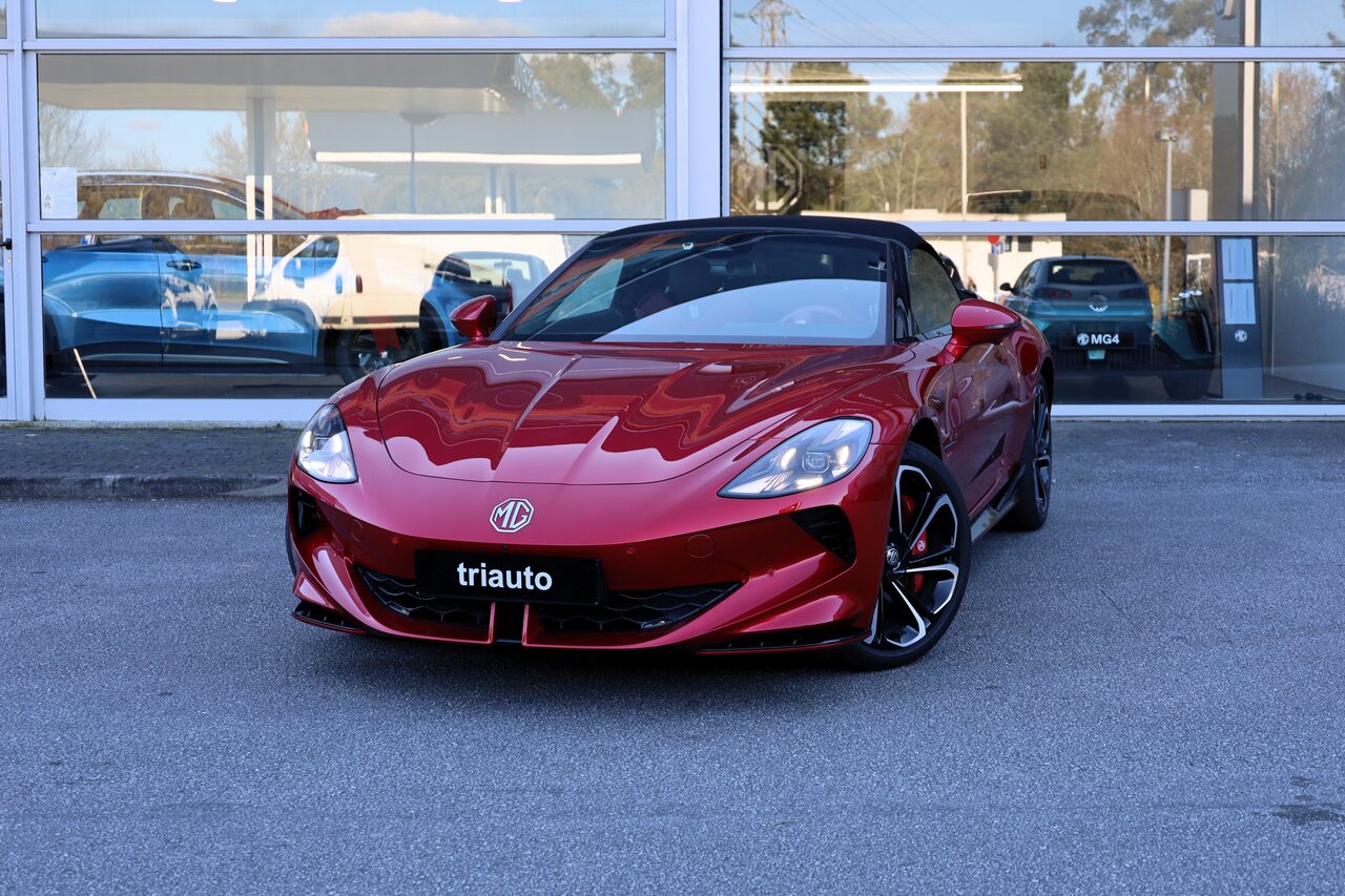 MG Cyberster 77kWh 4WD LUX+Red Convertible 