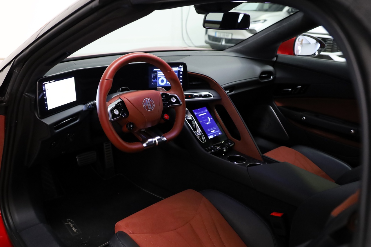 MG Cyberster 77kWh 4WD LUX+Red Convertible 