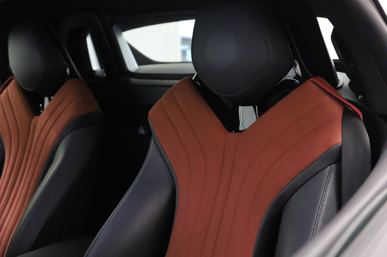 MG Cyberster 77kWh 4WD LUX+Red Convertible 