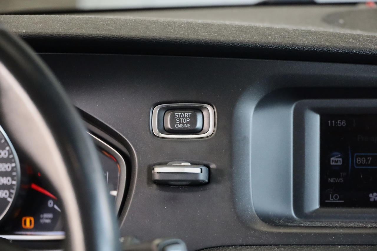 V40 D3 Momentum