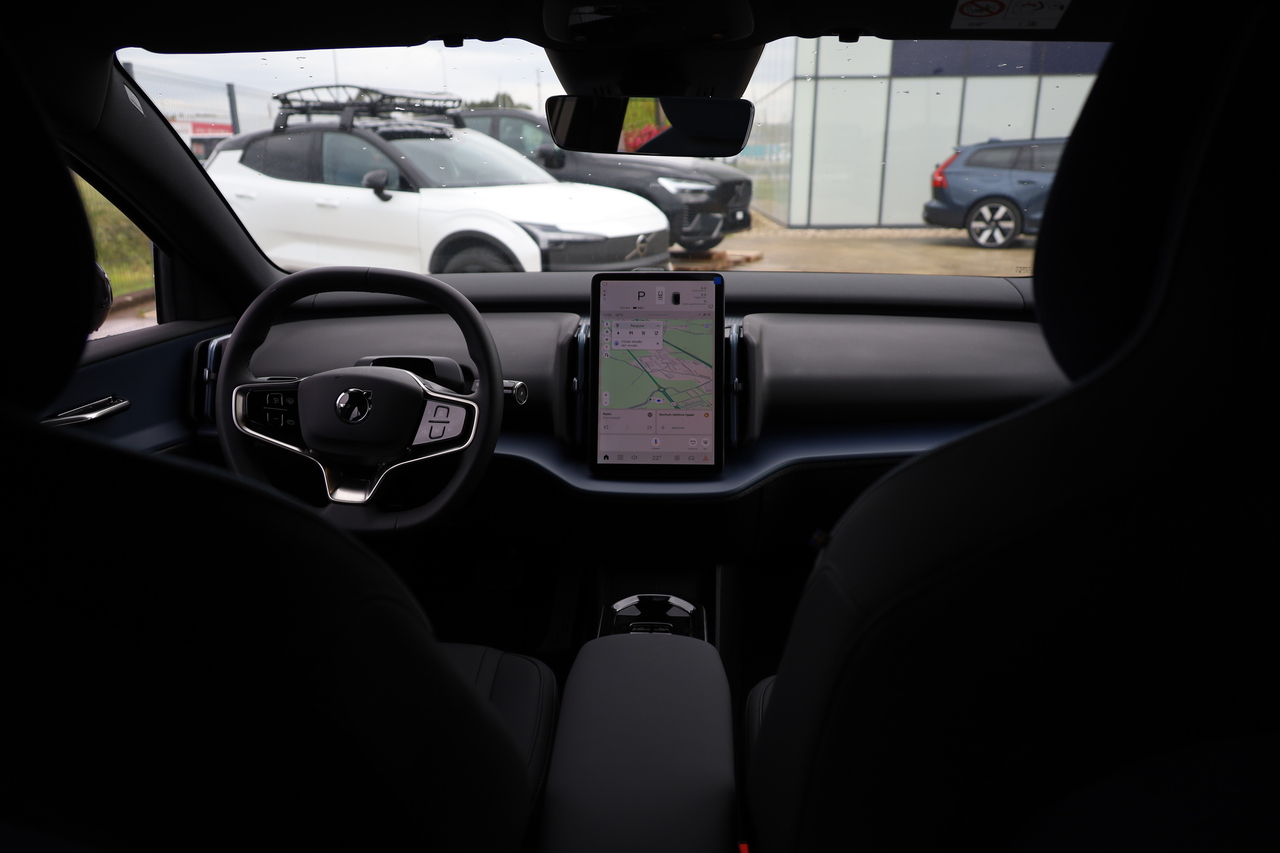 EX30 Black Edition Single Motor Plus