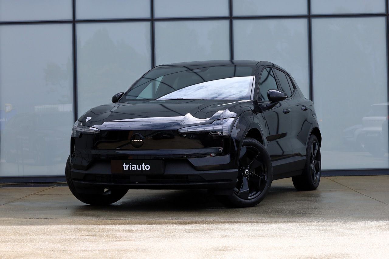 EX30 Black Edition Single Motor Plus