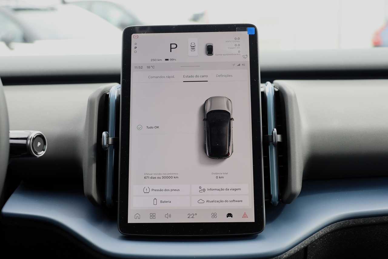 EX30 Black Edition Single Motor Plus