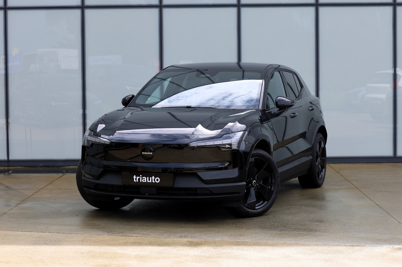 EX30 Black Edition Single Motor Plus