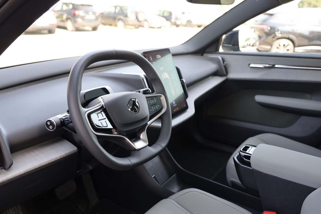 EX30 Cross Country Twin Motor Performance Ultra