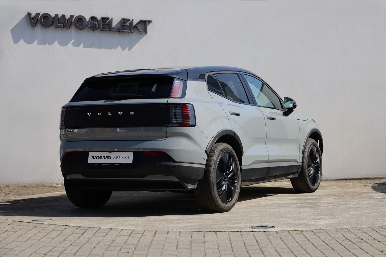 EX30 Cross Country Twin Motor Performance Ultra