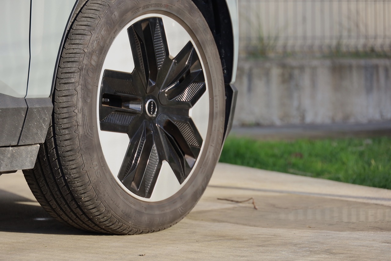 EX30 Single Motor Core