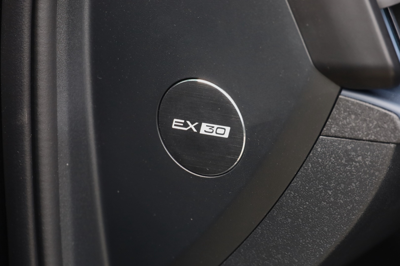 EX30 Single Motor Extended Range Plus