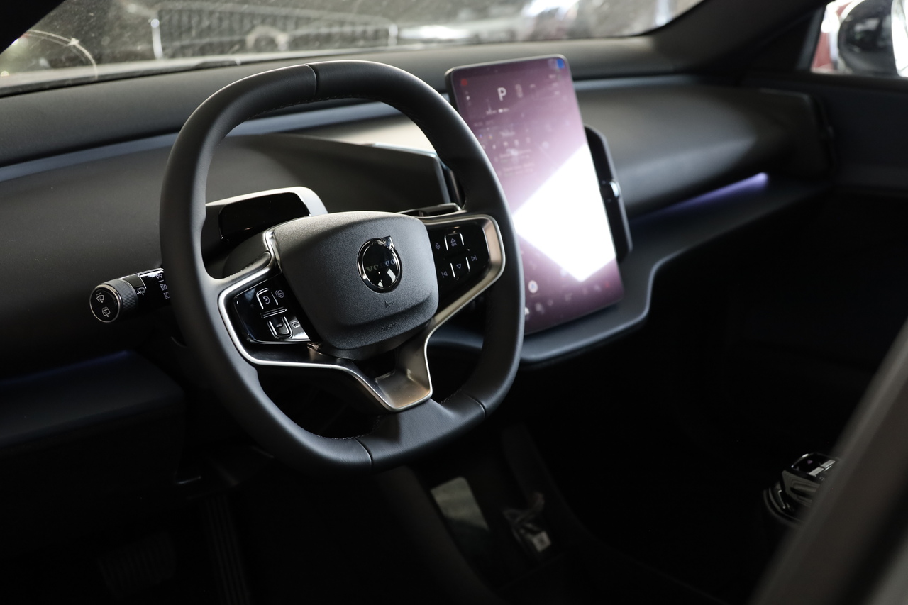 EX30 Single Motor Extended Range Ultra