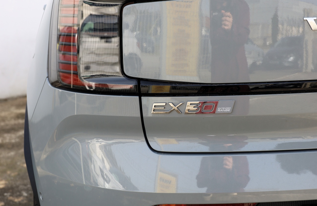 EX30 Single Motor Extended Range Ultra