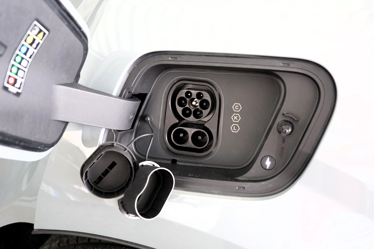 EX30 Single Motor Extended Range Ultra