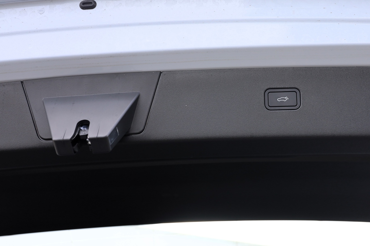 EX30 Single Motor Plus