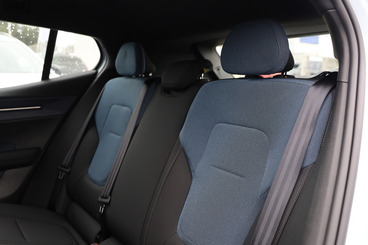 EX30 Single Motor Plus