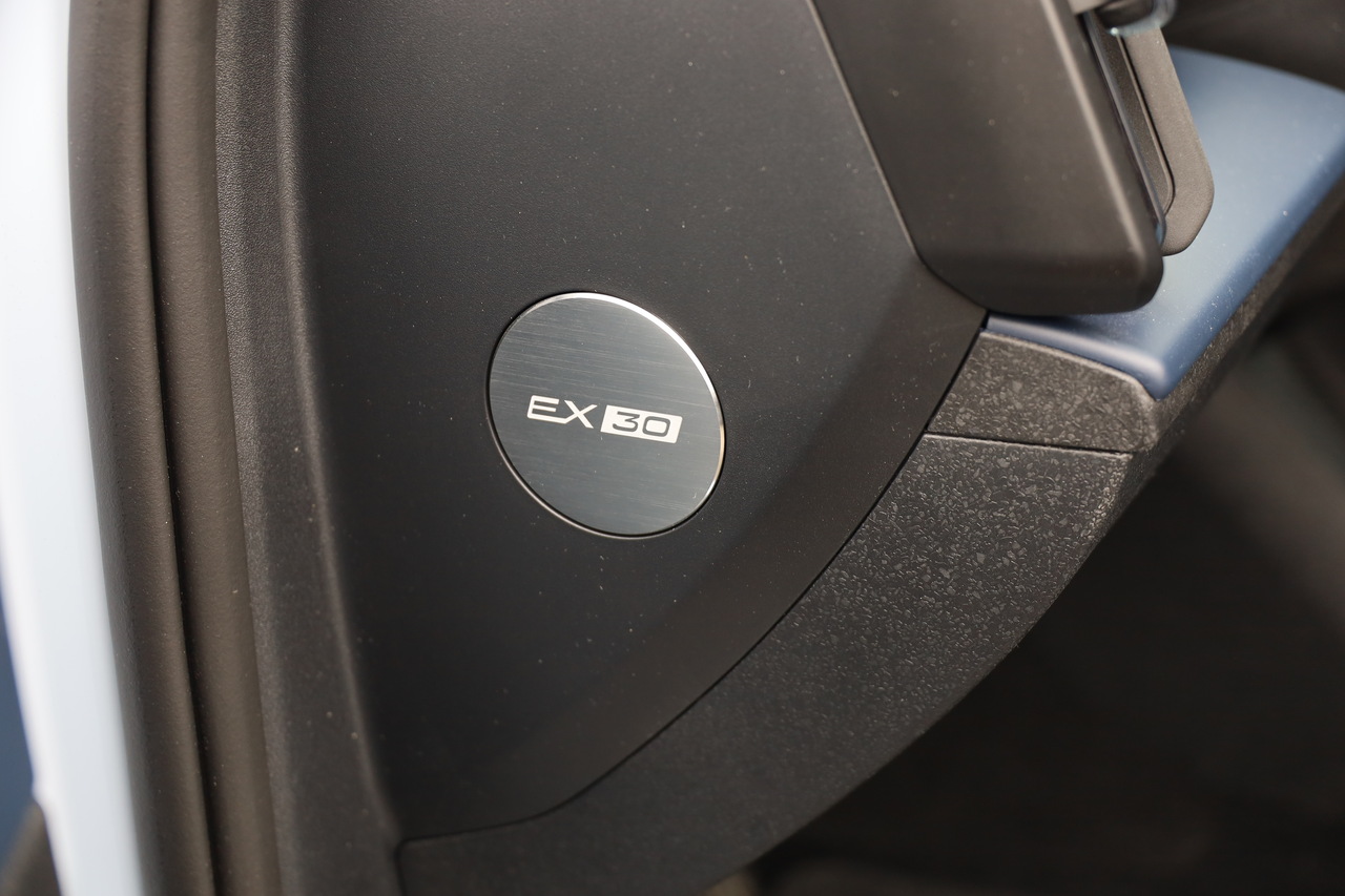 EX30 Single Motor Plus