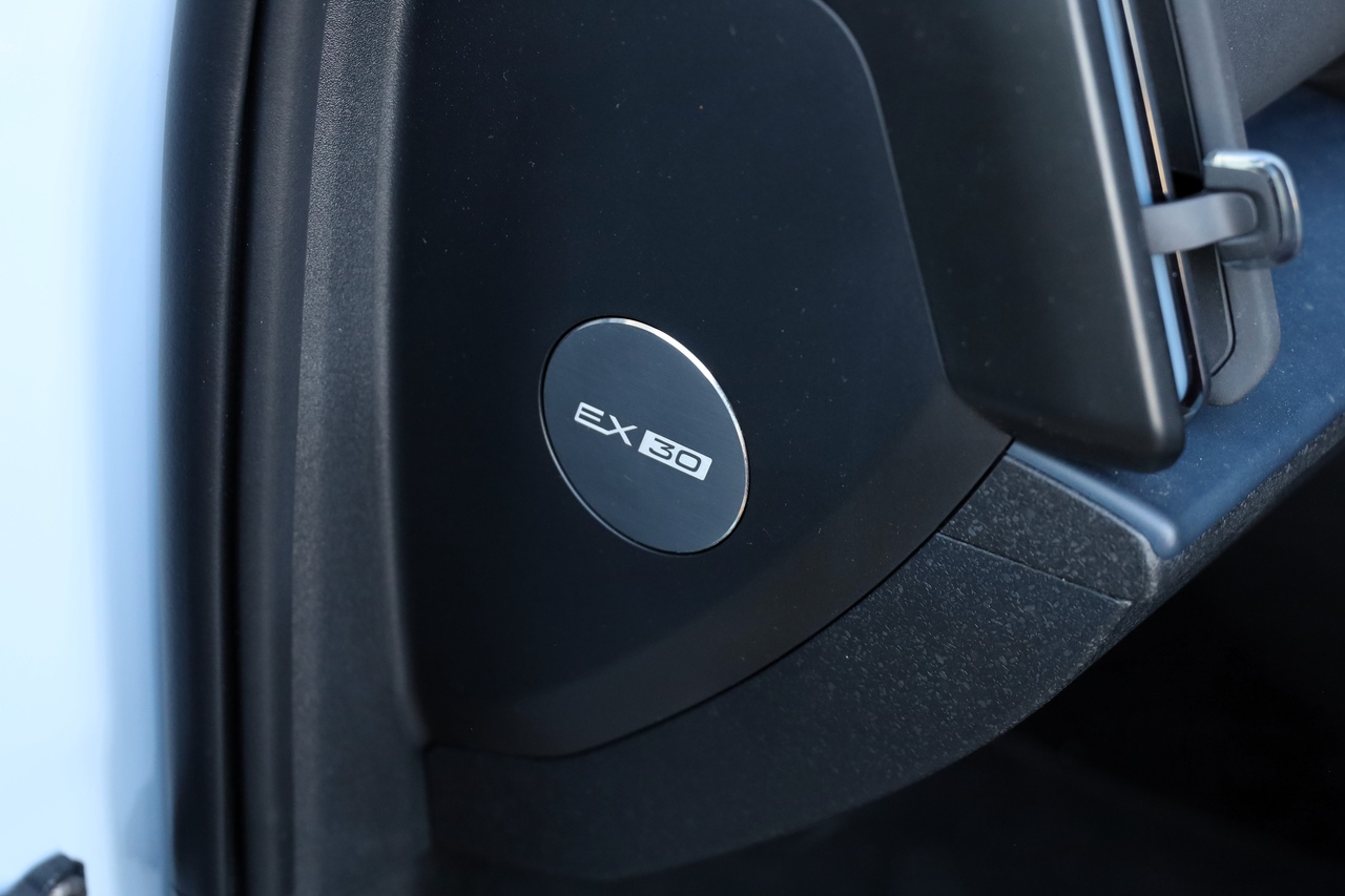 EX30 Twin Motor Performance Plus
