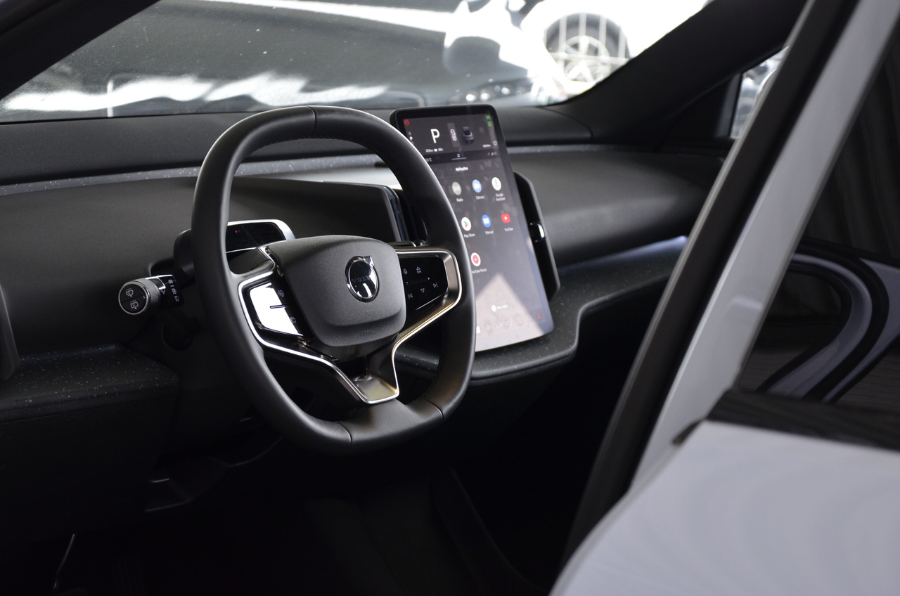 EX30 Twin Motor Performance Ultra