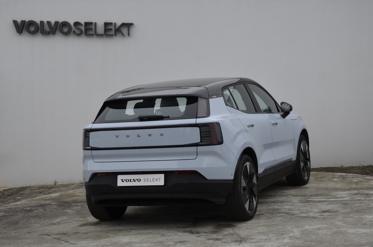 EX30 Twin Motor Performance Ultra