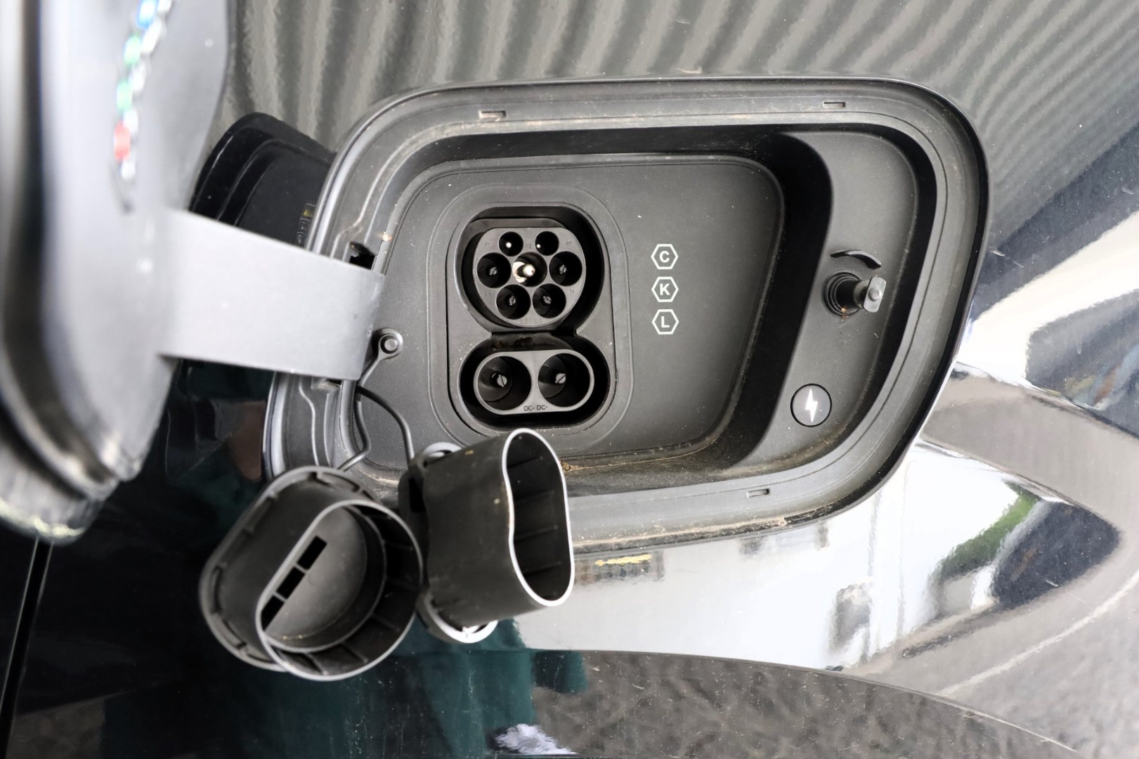 EX30 Twin Motor Performance Ultra