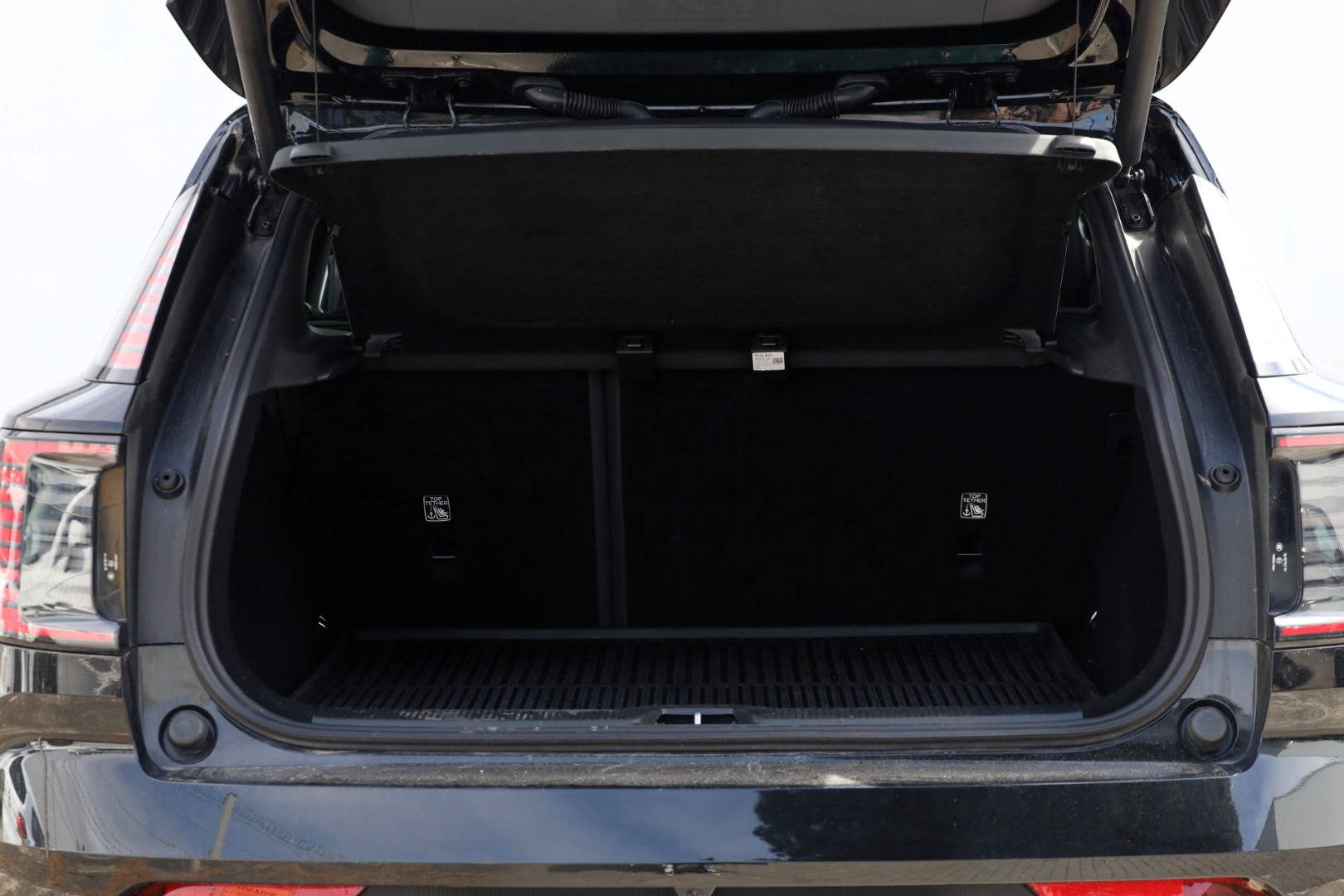 EX30 Twin Motor Performance Ultra