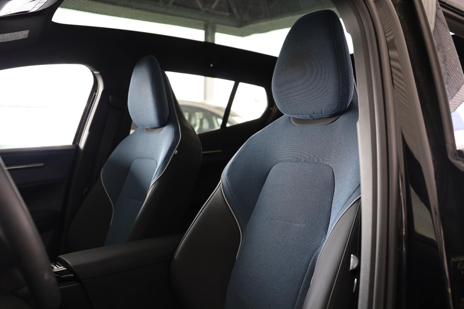 EX30 Twin Motor Performance Ultra