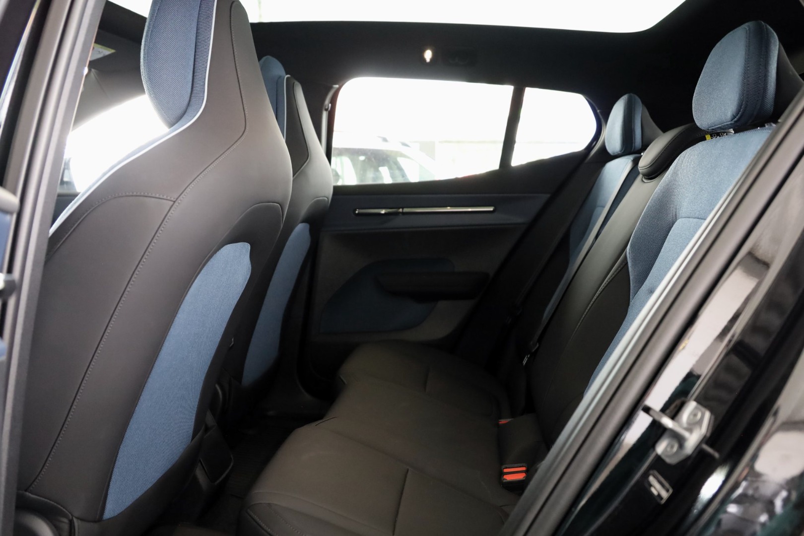 EX30 Twin Motor Performance Ultra