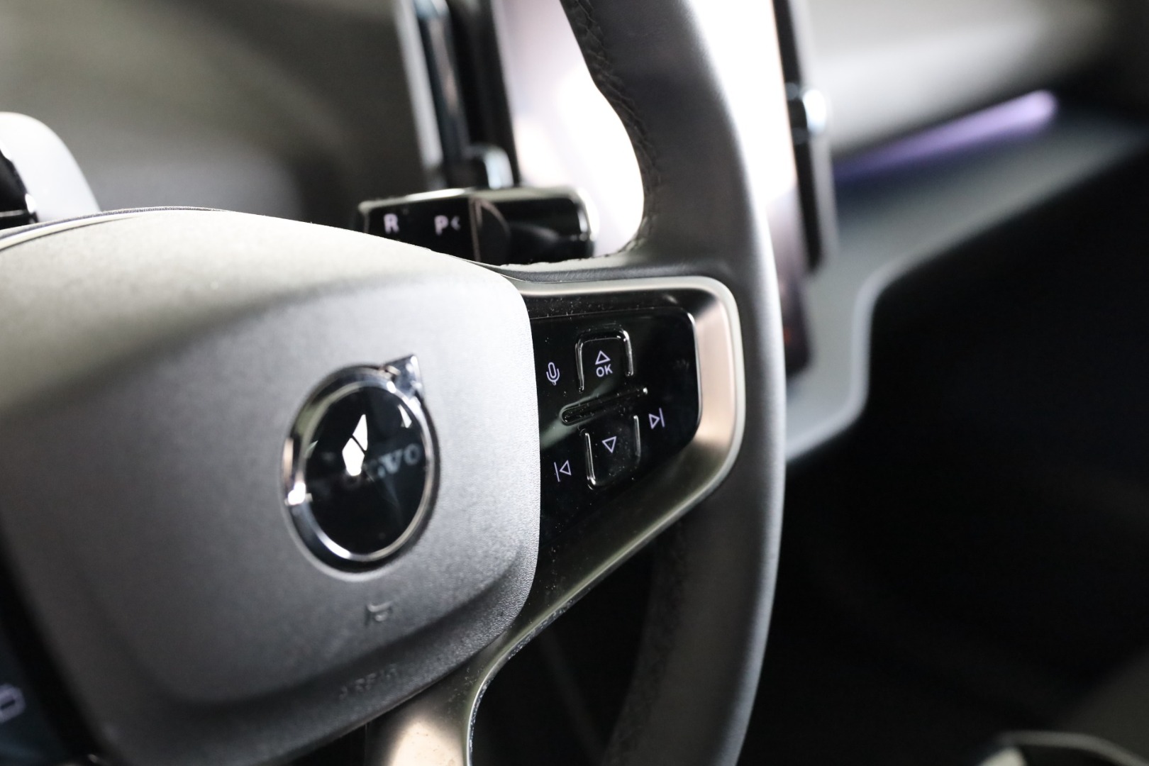 EX30 Twin Motor Performance Ultra