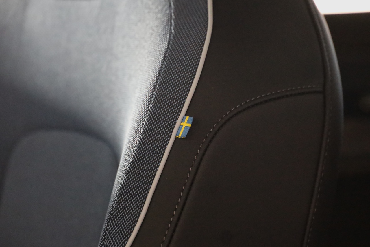 EX30 Twin Motor Performance Ultra