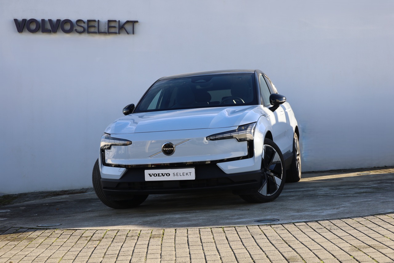EX30 Twin Motor Performance Ultra