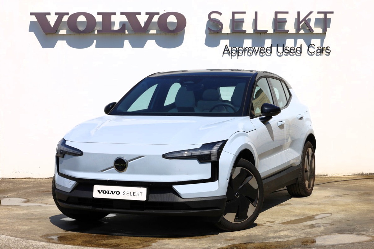 EX30 Twin Motor Performance Ultra