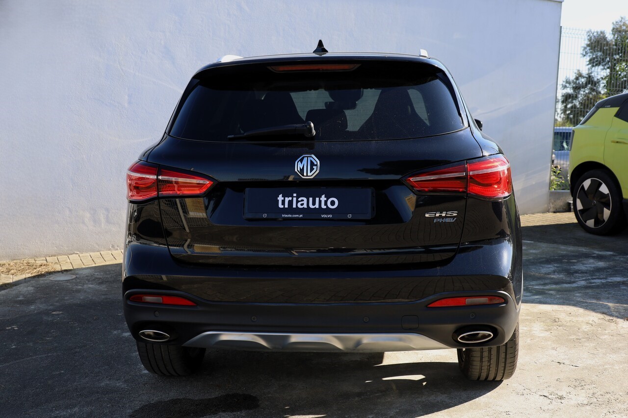 MG EHS 1.5T 2WD LUXURY