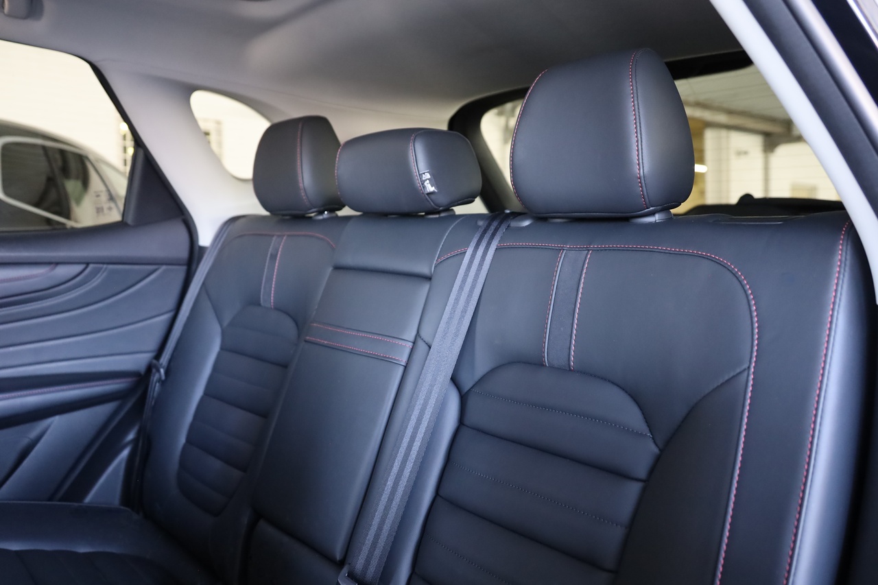 MG EHS 1.5T 2WD LUXURY