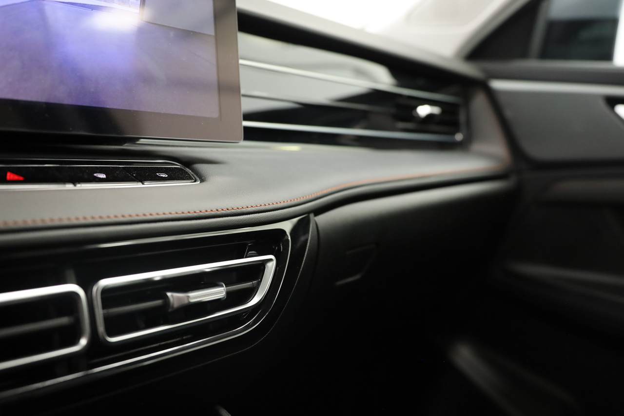 MG HS Hibrido Plug-in 1.5T 21kWh 2WD LUXURY