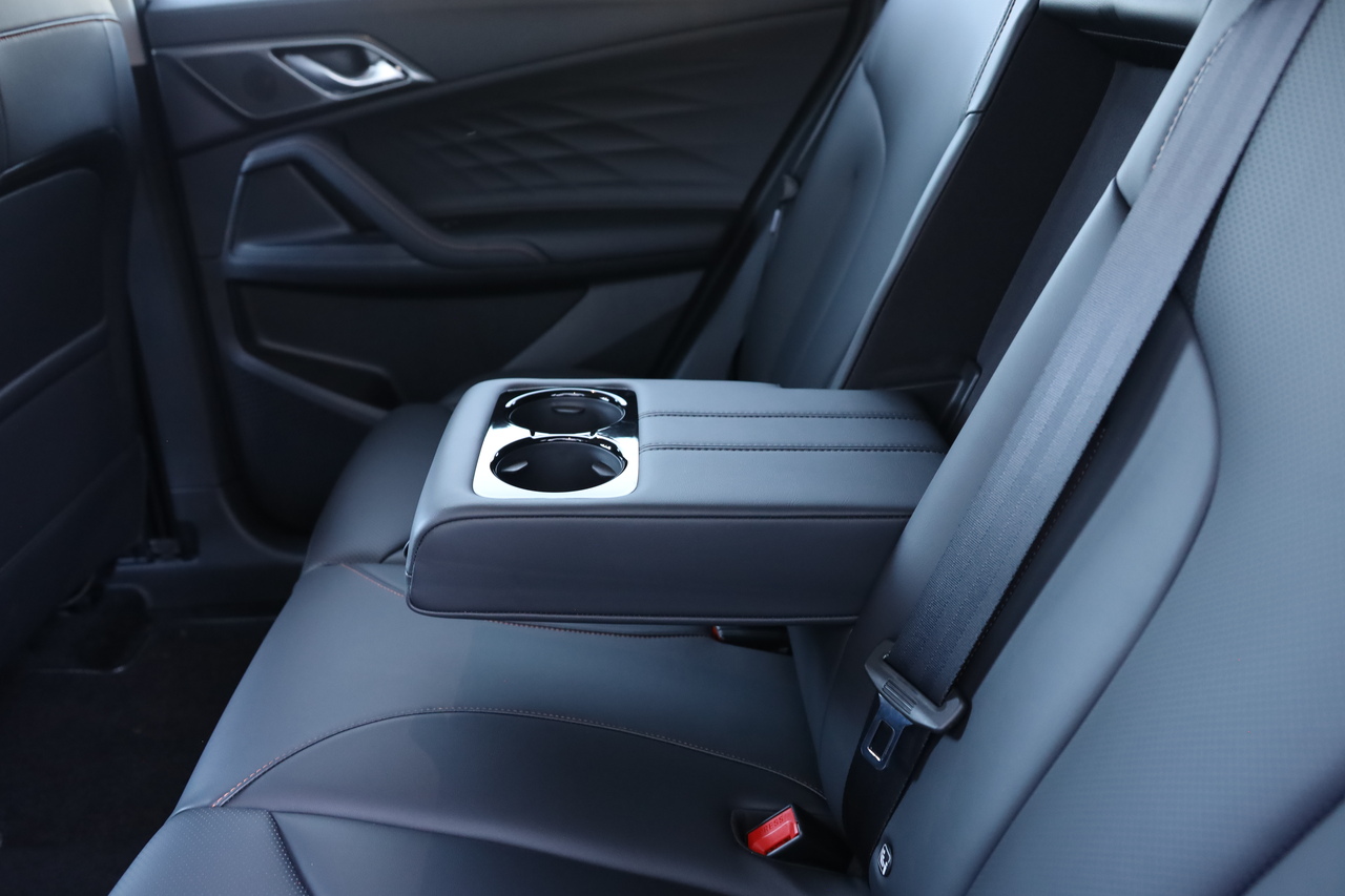 MG HS Hibrido Plug-in 1.5T 21kWh 2WD LUXURY