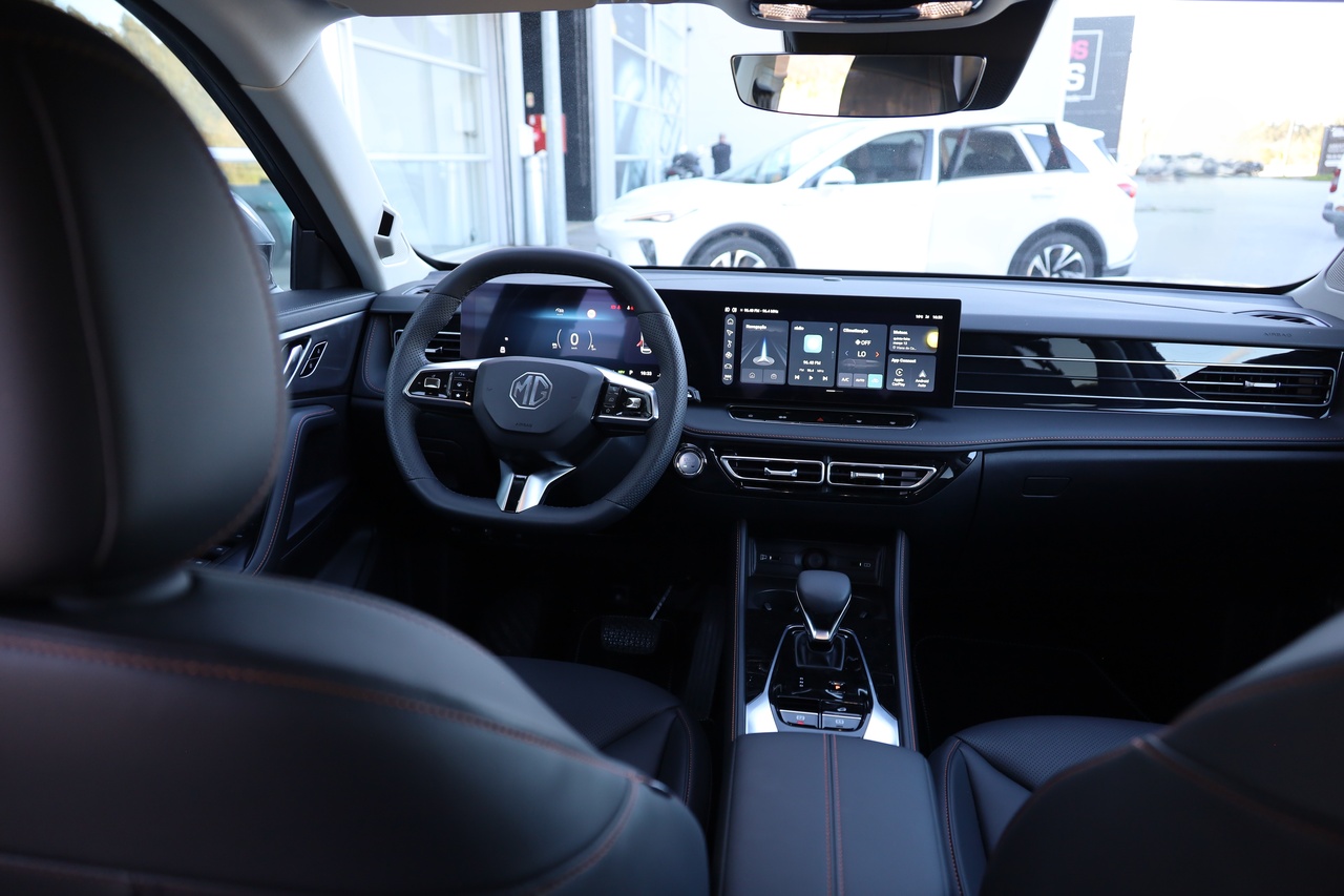 MG HS Hibrido Plug-in 1.5T 21kWh 2WD LUXURY