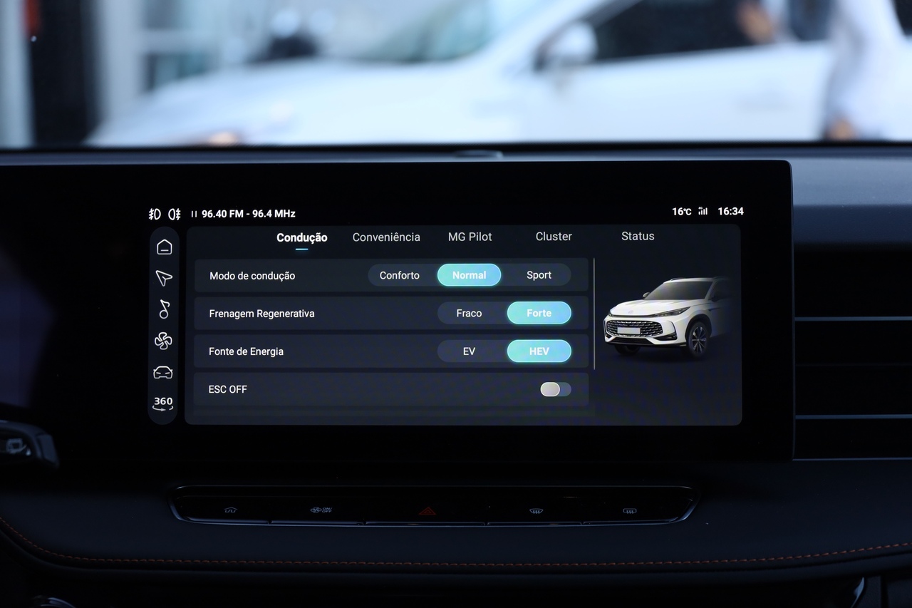 MG HS Hibrido Plug-in 1.5T 21kWh 2WD LUXURY