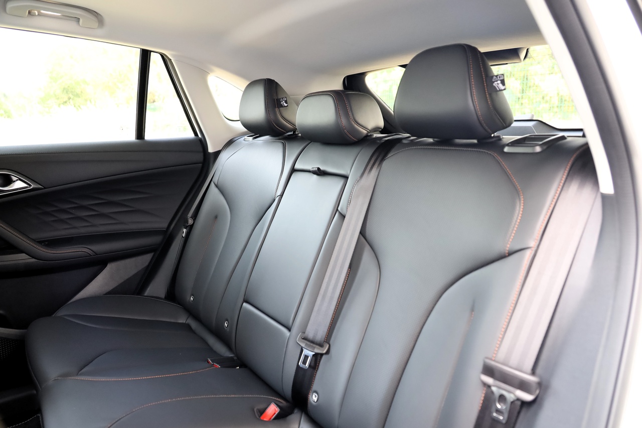 MG HS Hibrido Plug-in 1.5T 21kWh 2WD LUXURY