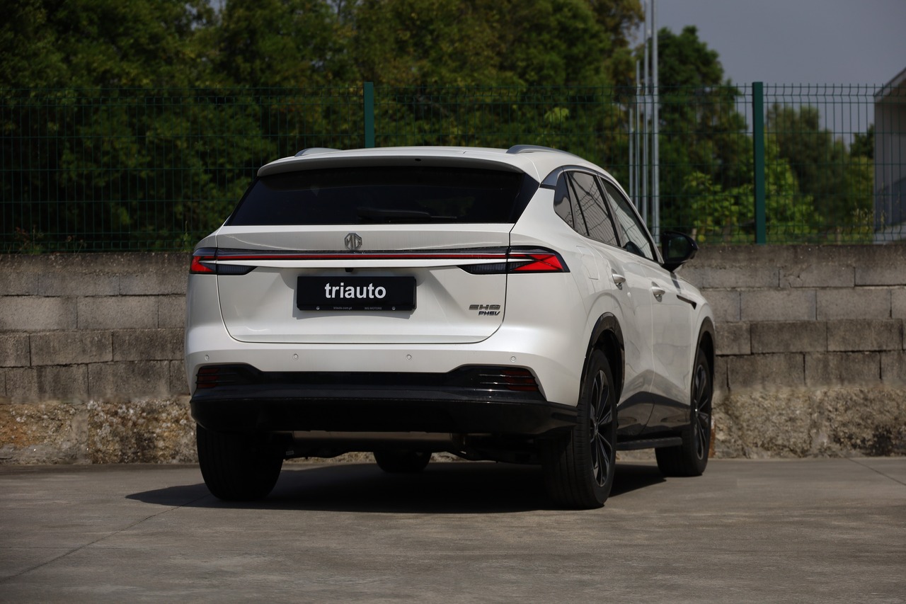 MG HS Hibrido Plug-in 1.5T 21kWh 2WD LUXURY