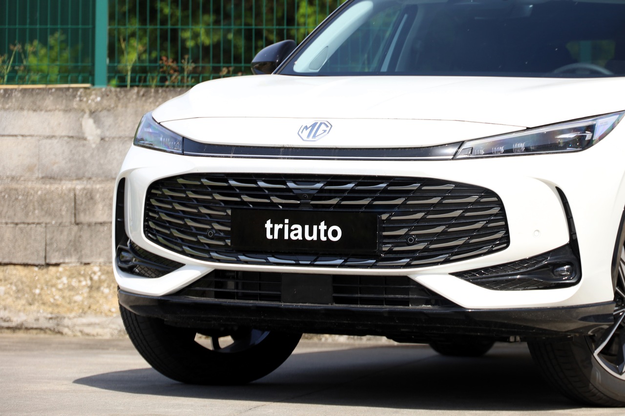 MG HS Hibrido Plug-in 1.5T 21kWh 2WD LUXURY