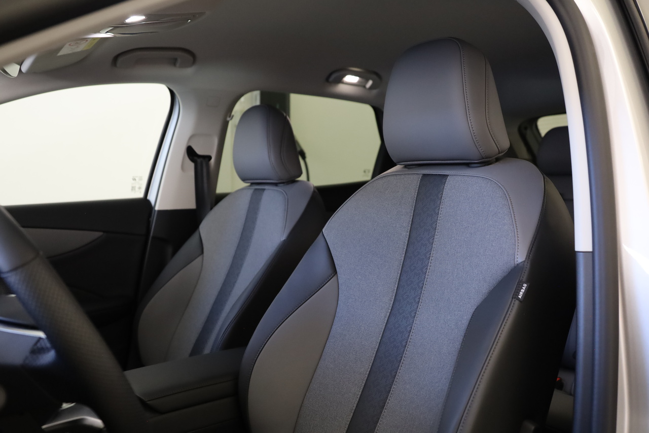 MG S5 64Kwh 2WD LUXURY