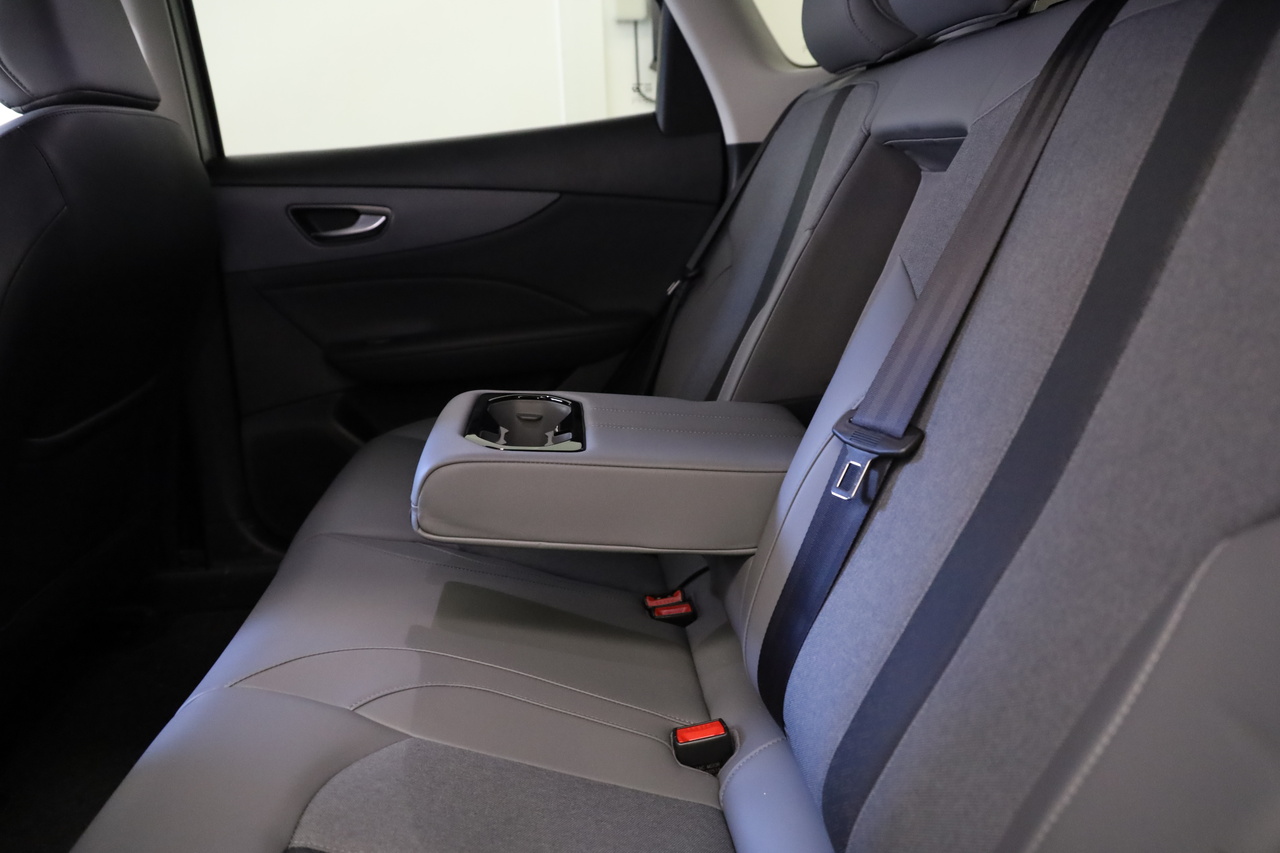 MG S5 64Kwh 2WD LUXURY