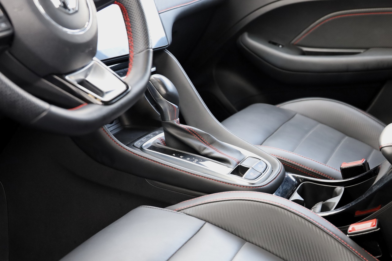 MG ZS 1.0 T-GDI LUXURY AUT. 