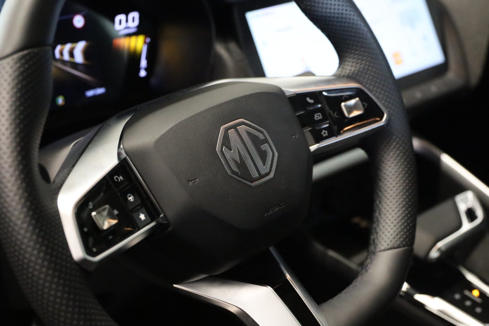 MG ZS Hybrid+ COMFORT