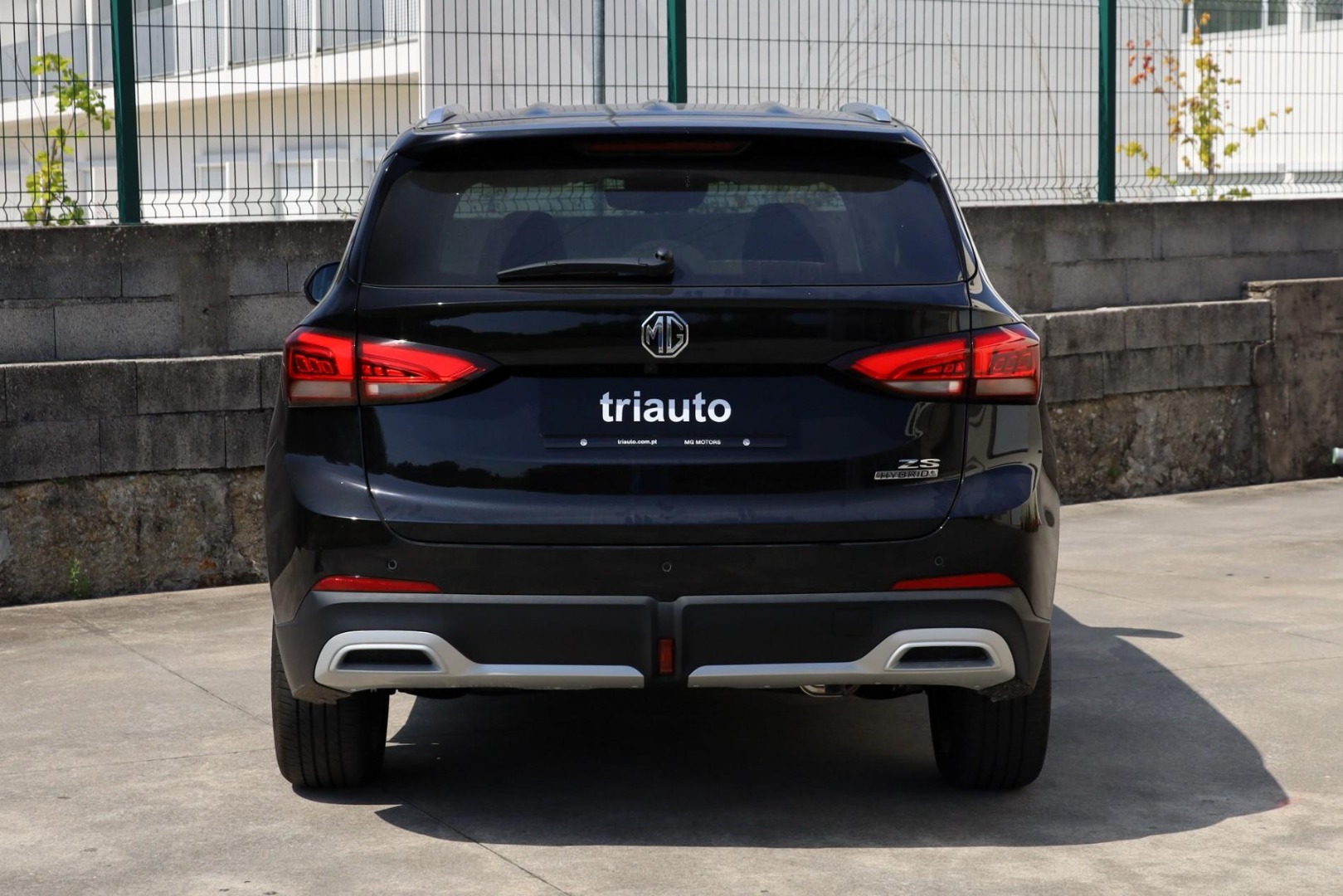 MG ZS Hybrid+ LUXURY