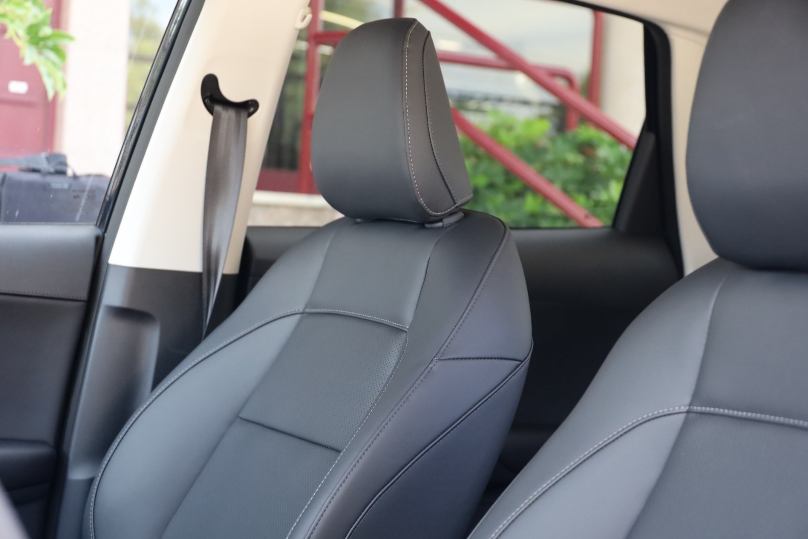 MG ZS Hybrid+ LUXURY