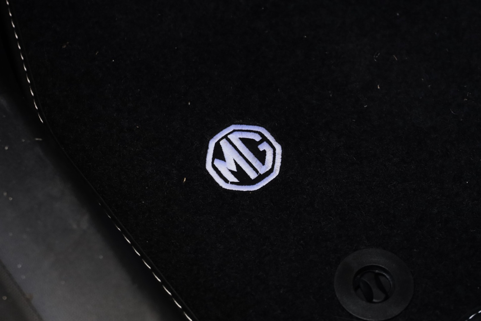 MG ZS Hybrid+ LUXURY