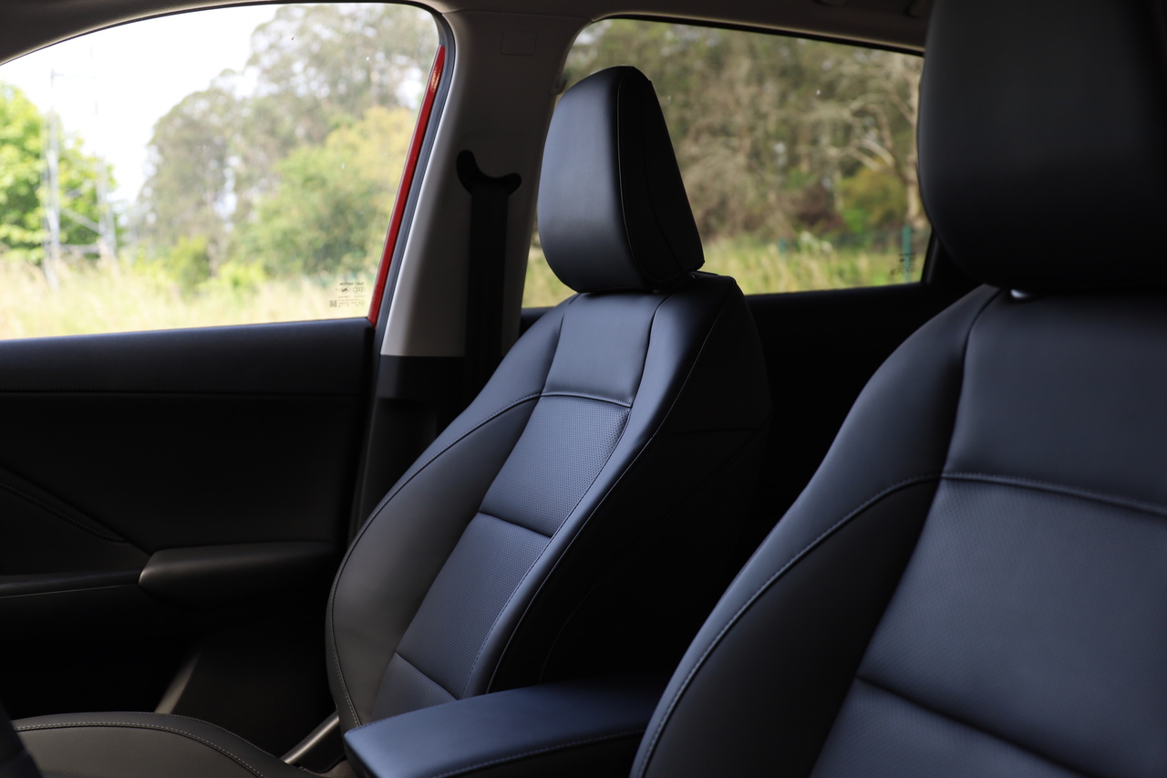 MG ZS Hybrid+ LUXURY