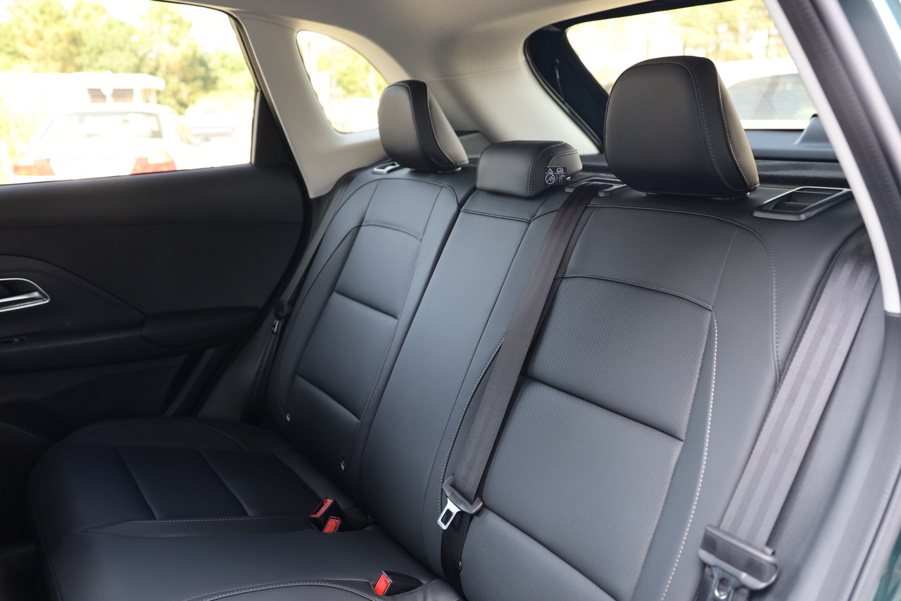 MG ZS Hybrid+ LUXURY