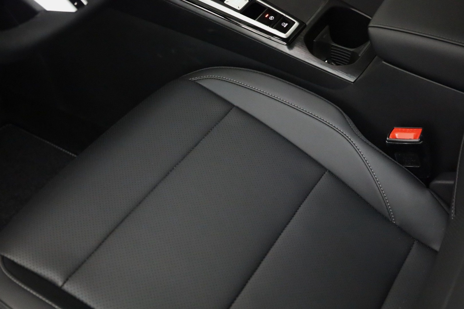 MG ZS Hybrid+ PREMIUM