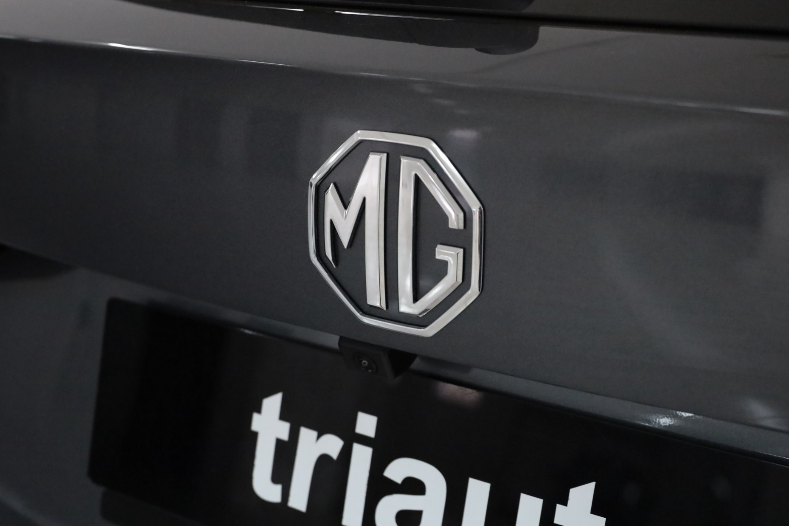 MG ZS Hybrid+ PREMIUM